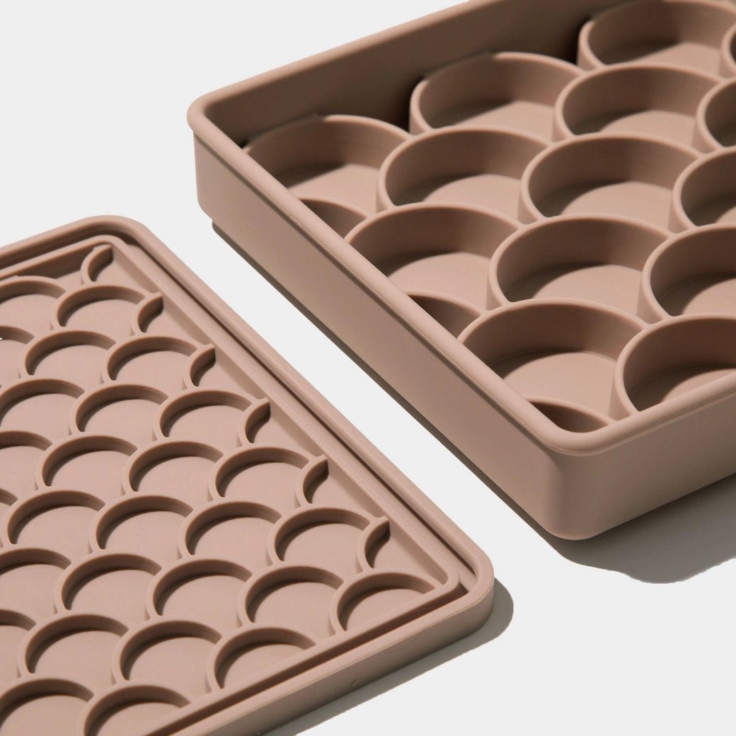 Dog Slow Feeder - 3 - in - 1 Fish Scale Fig - Dogged - La Maison Mou