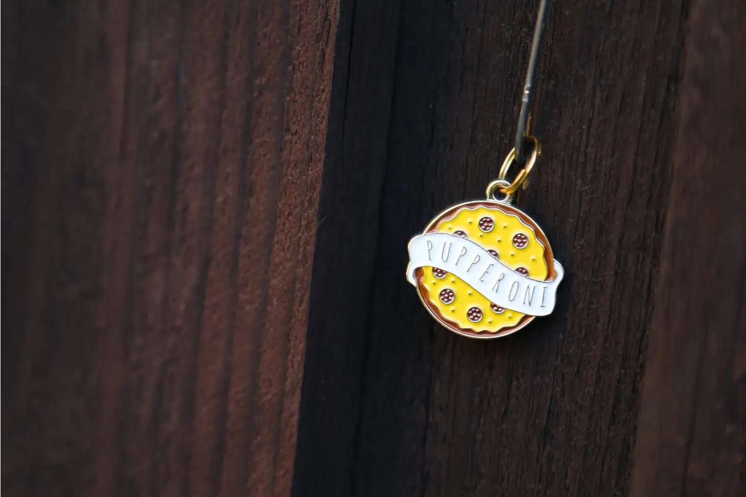 Dog Tag - Pupperoni - Two Tails - La Maison Mou