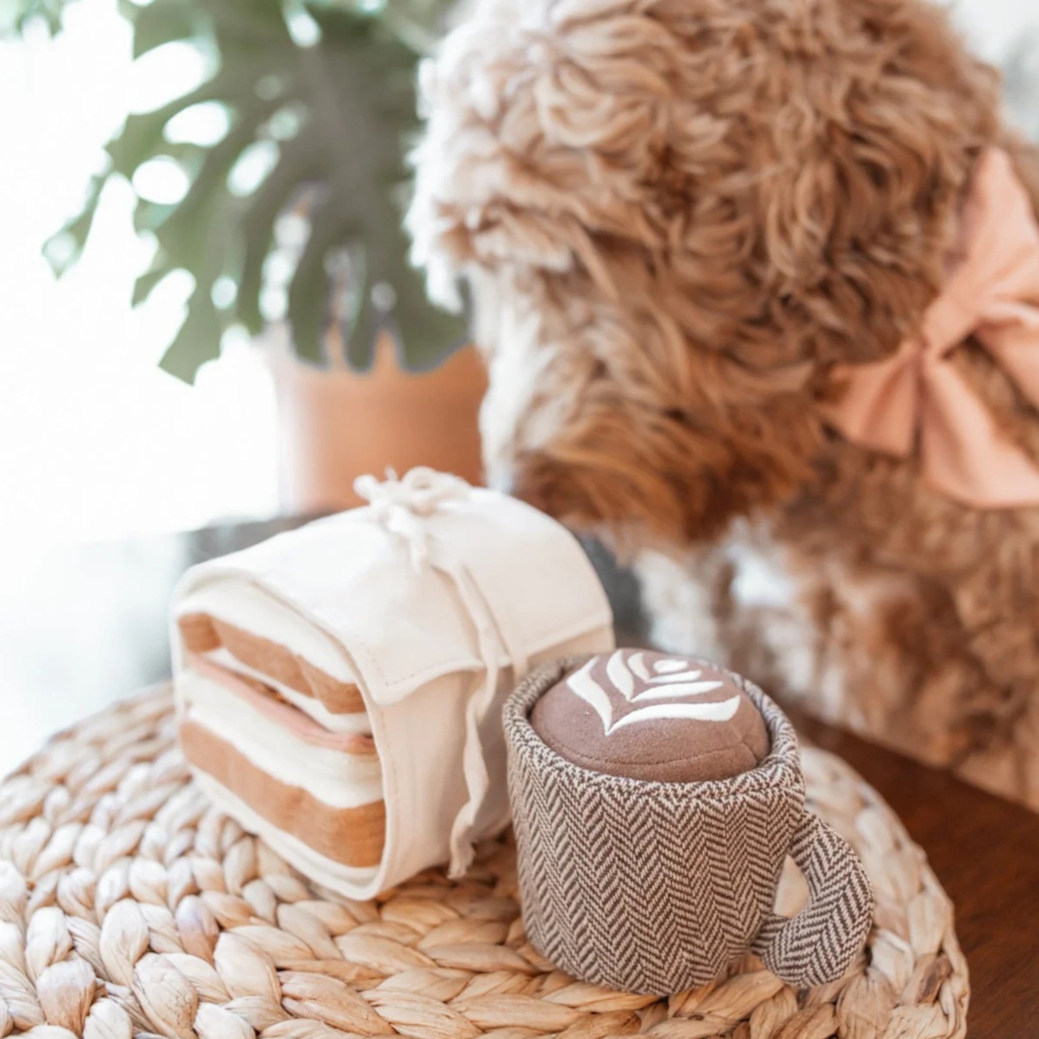 Enrichment Dog Toy - Latte Pop - Lambwolf Collective - La Maison Mou