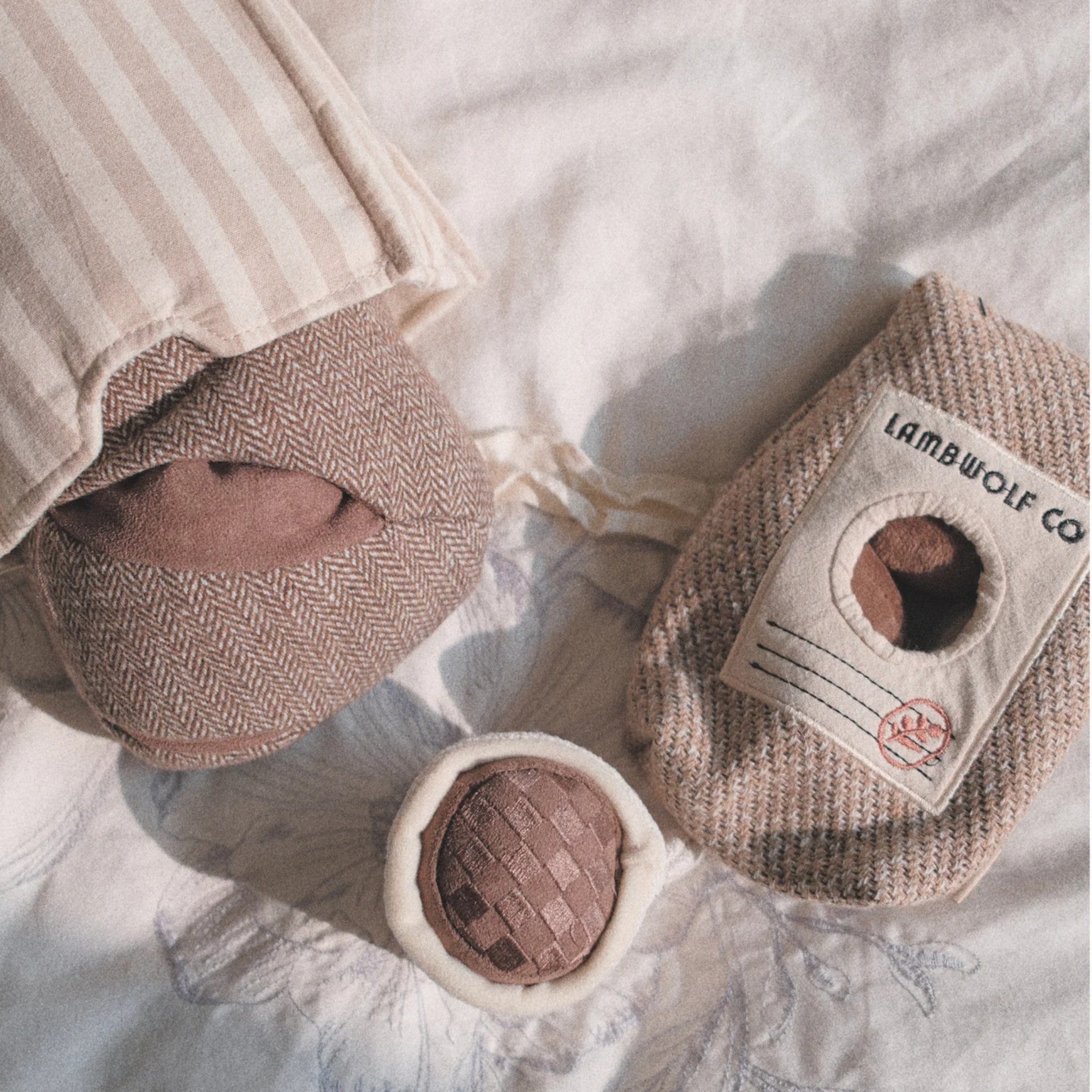 Enrichment Dog Toy - Rye - Lambwolf Collective - La Maison Mou