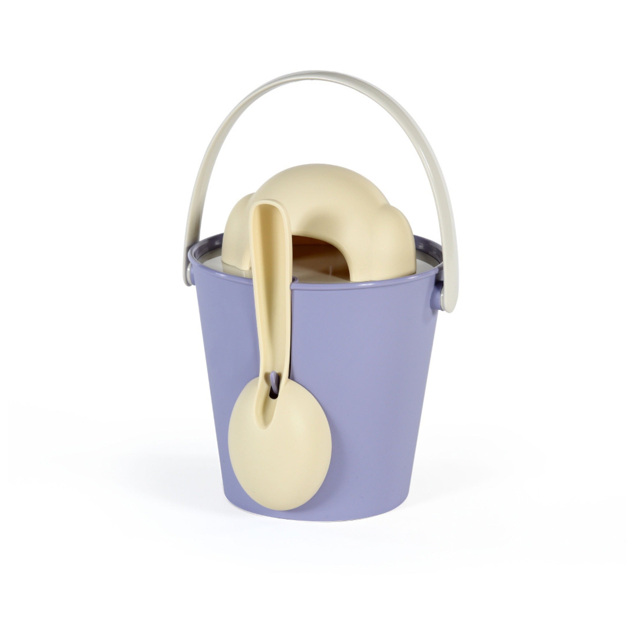 A side-angle studio view of the periwinkle purple Crock dog food storage container, demonstrating how the cream measuring scoop slots securely onto the outer edge of the bucket below the dog-shaped lid.