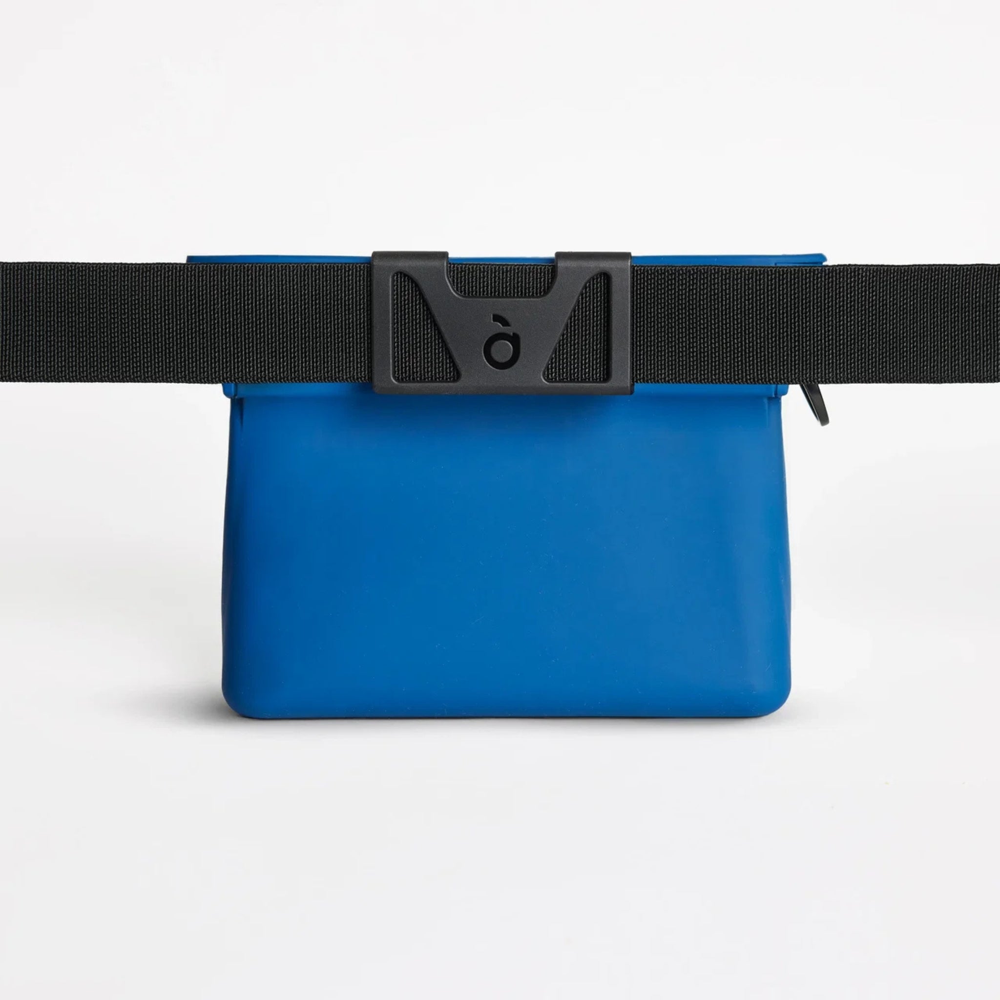 Back view of the Cobalt Ultimate Treat Pouch The Large by Voilà Pets with adjustable Ultimate Belt