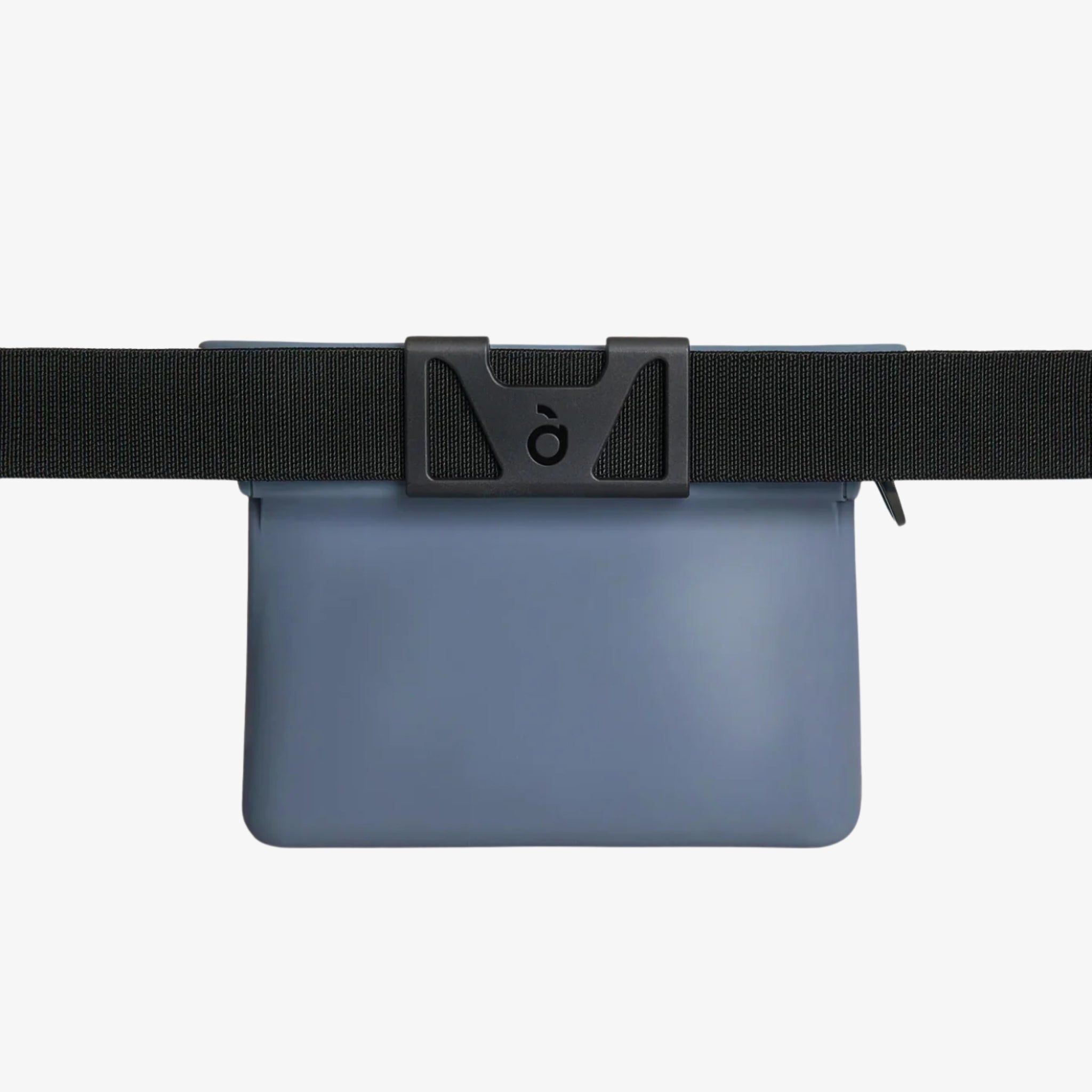 Back view of the Storm Ultimate Treat Pouch The Large by Voilà Pets with adjustable Ultimate Belt