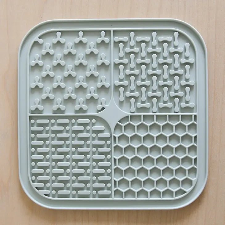 Dog Lick Mat - Sage - Furlou - La Maison Mou